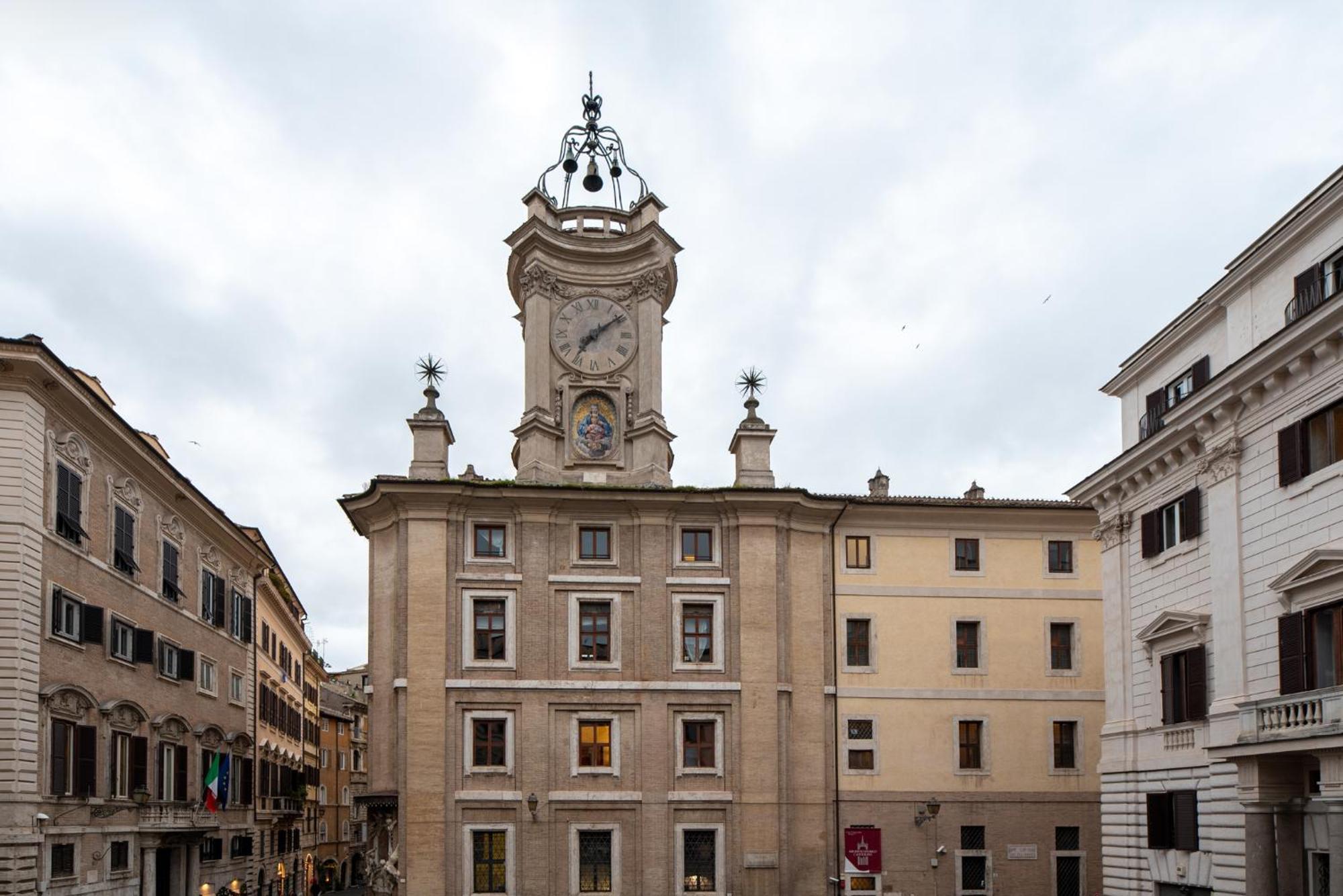 The Best In Rome Orologio Eksteriør billede